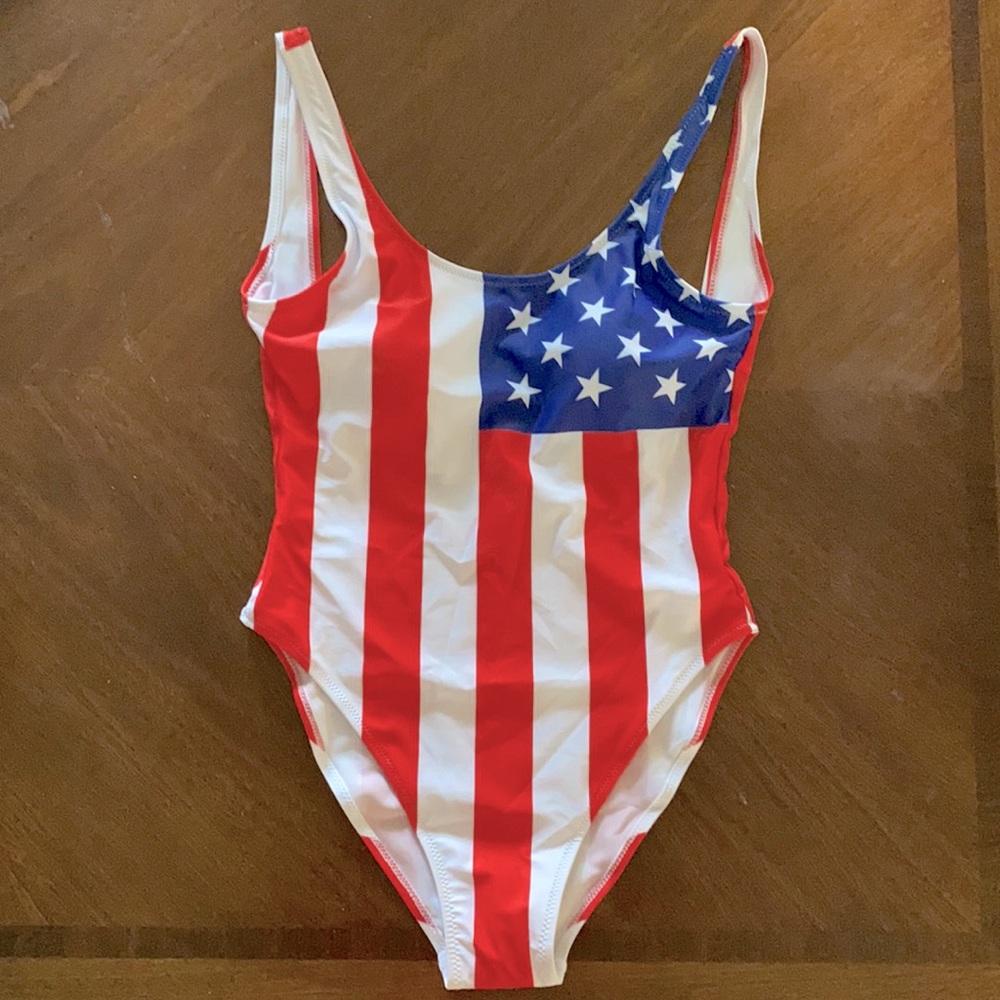 Women’s patriotic swimsuit 🇺🇸